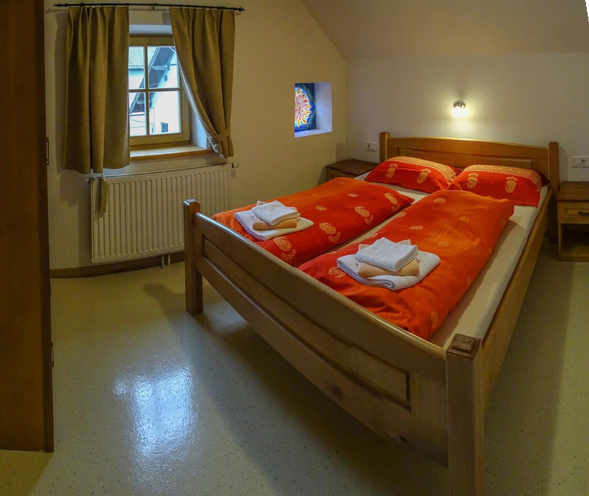 Apartmaji Pri Marodnu Бохінь Номер фото