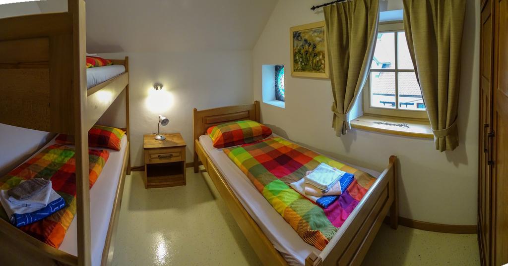 Apartmaji Pri Marodnu Бохінь Екстер'єр фото