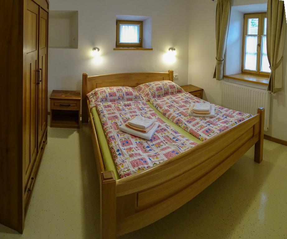 Apartmaji Pri Marodnu Бохінь Екстер'єр фото