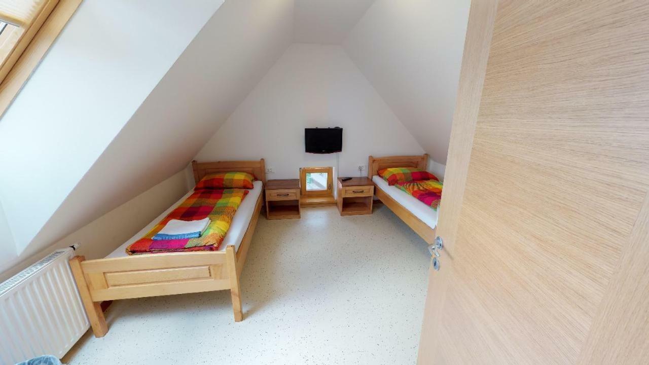 Apartmaji Pri Marodnu Бохінь Екстер'єр фото