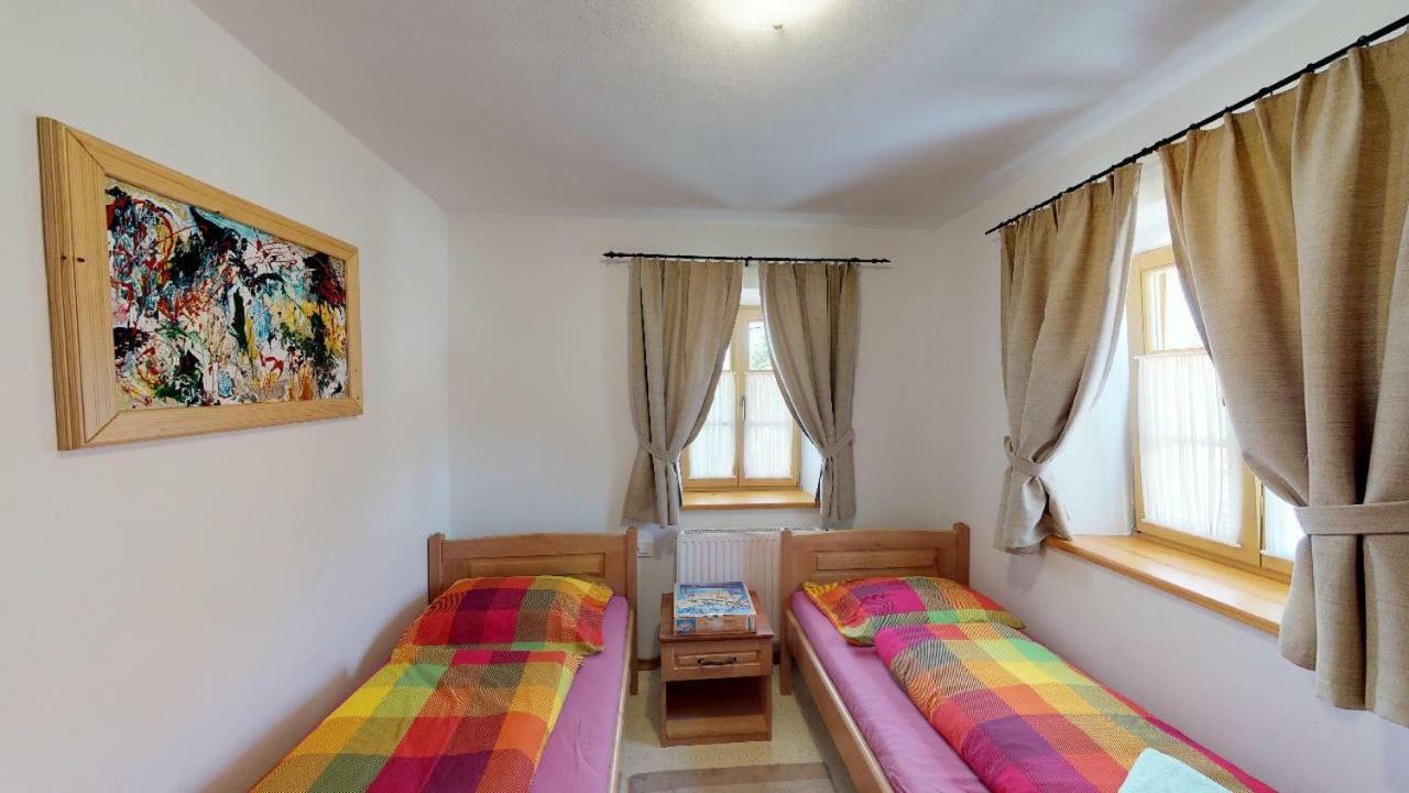 Apartmaji Pri Marodnu Бохінь Екстер'єр фото