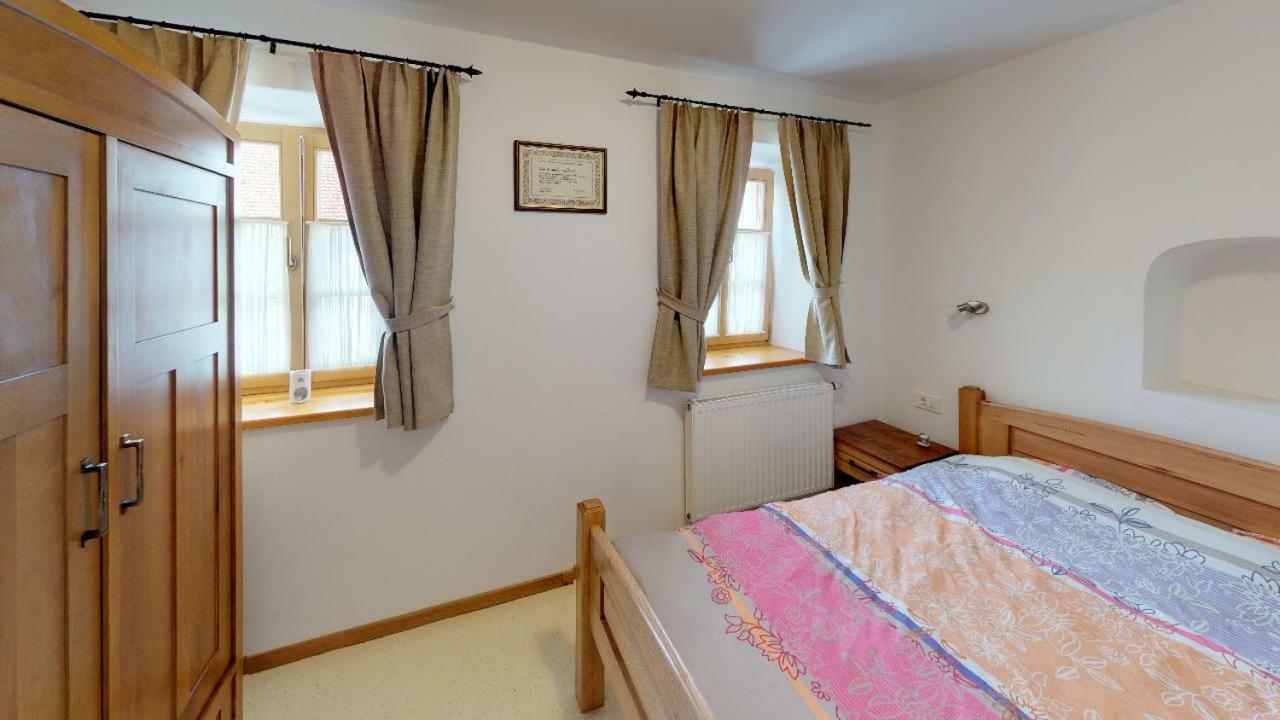 Apartmaji Pri Marodnu Бохінь Екстер'єр фото