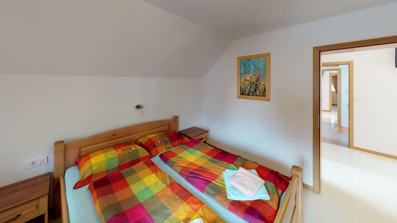 Apartmaji Pri Marodnu Бохінь Екстер'єр фото